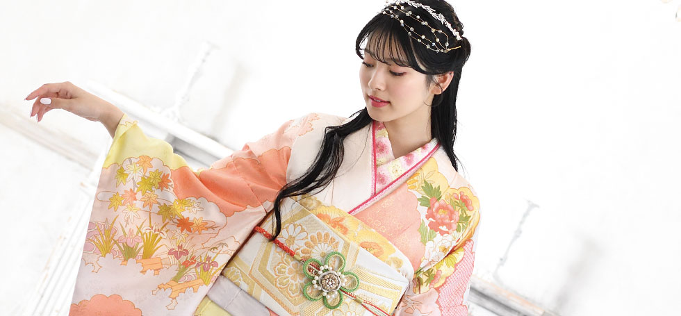 新作振袖